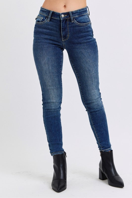 Judy Blue Full Size Mid Rise Skinny Jeans With Pockets For Women Durable Comfort Everyday Wardrobe
