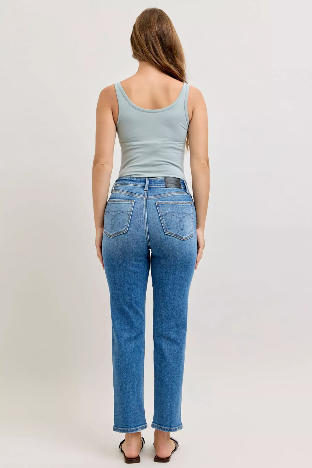 Judy Blue High-Waisted Straight-Leg Jeans for Women Flattering Fit Durable Denim Classic Wash