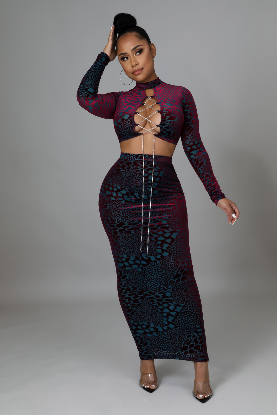Diamond String Velvet Skirt Set
