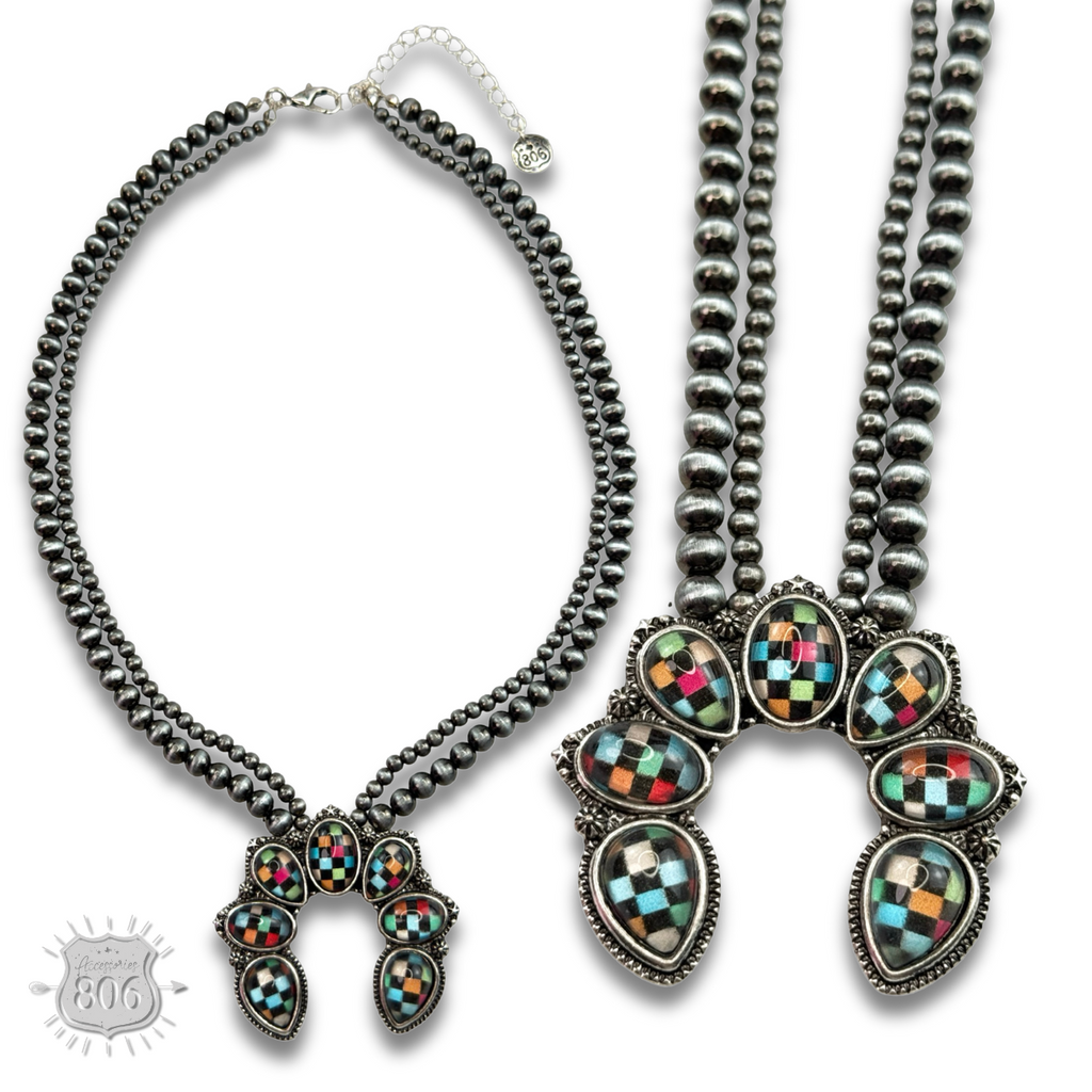 Checkerboard naja style necklace