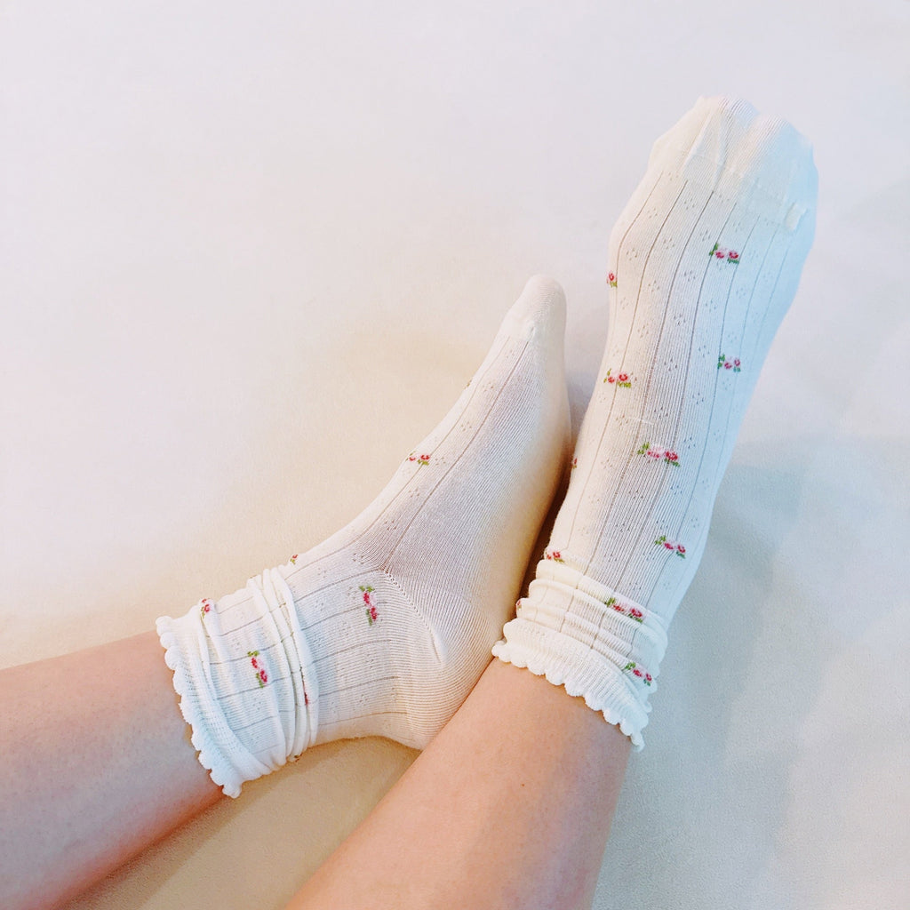 Vintage Floral Patterned Socks Set Of 2
