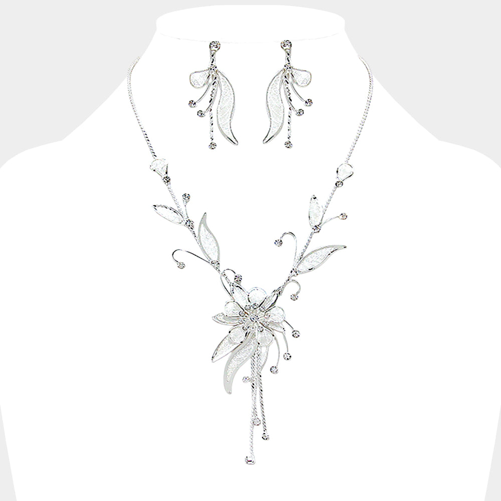 Crystal Rhinestone Metal Mesh Flower Necklace