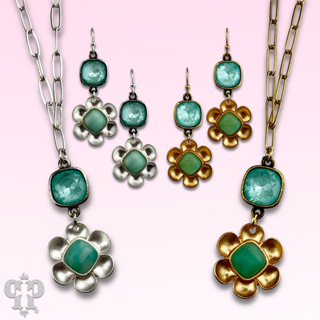 Stone center flower earring with Austrian crystal