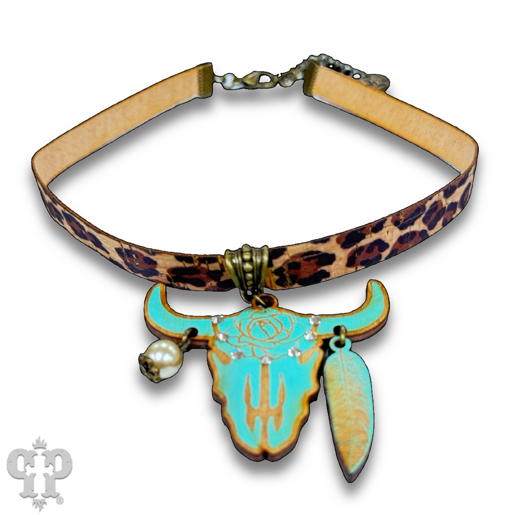 Steer head choker with Austrian crystals